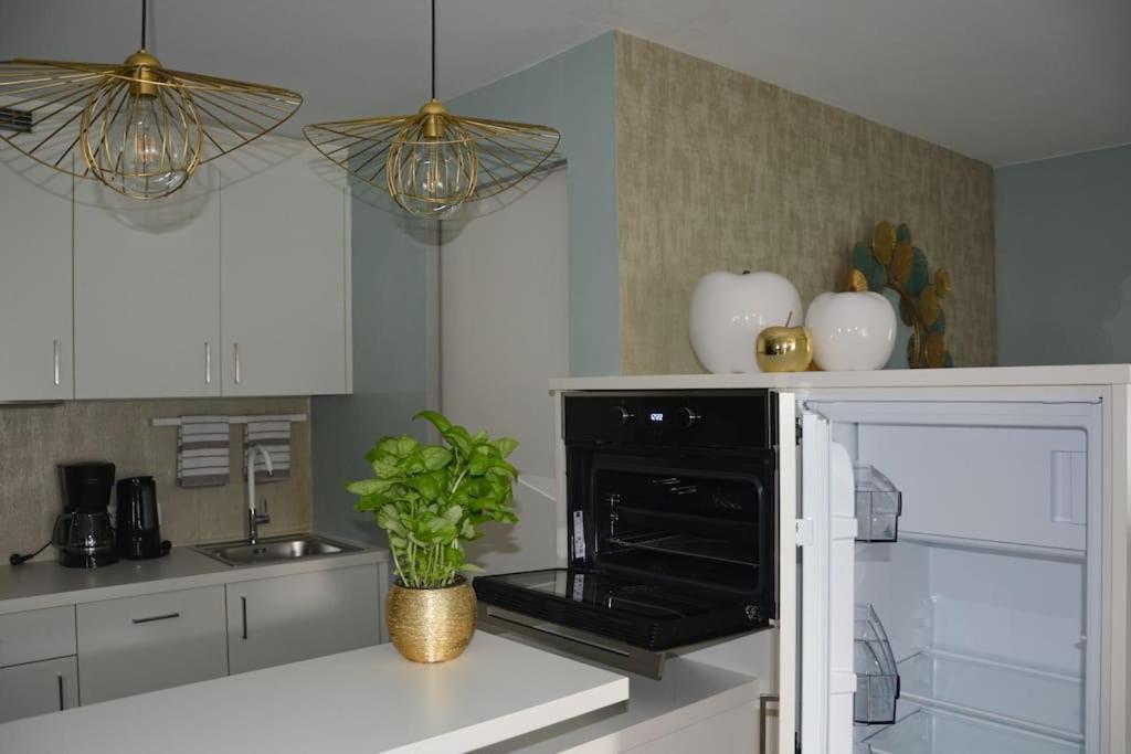 Moderne Ferienwohnung Мерано Экстерьер фото